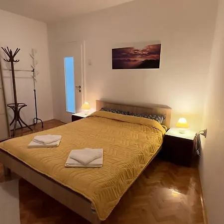 091 Macedonia St. * Skopje