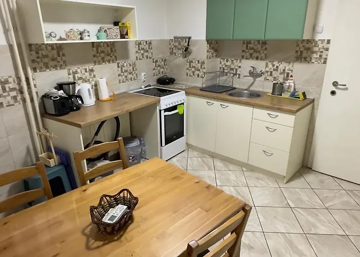 091 Macedonia St. Appartement